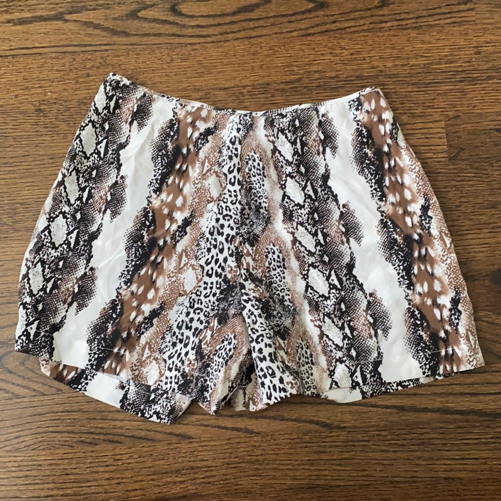 Equipment size XS animal print shorts